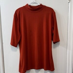 Amazon Essentials Women's Brick Red Short Sleeve Tee